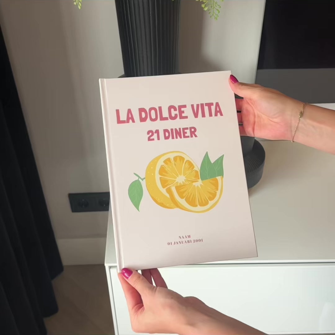 LA DOLCE VITA - Verjaardagsboek - Seven Four Templates